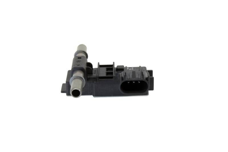 AEM 30-2201 AEM Ethanol Content Flex Fuel Sensor w/ -6AN fittings Kit thumbnail 6