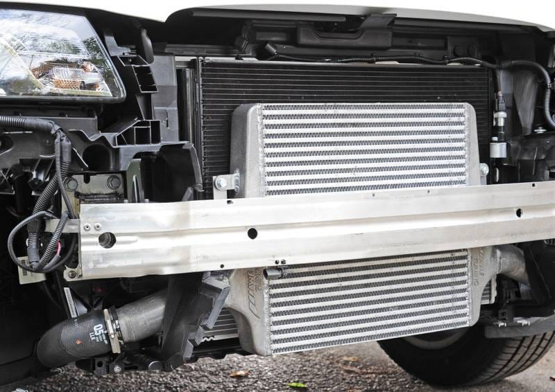 AWE Tuning 4510-11024 AWE Tuning Q5 2.0T Front Mounted Intercooler