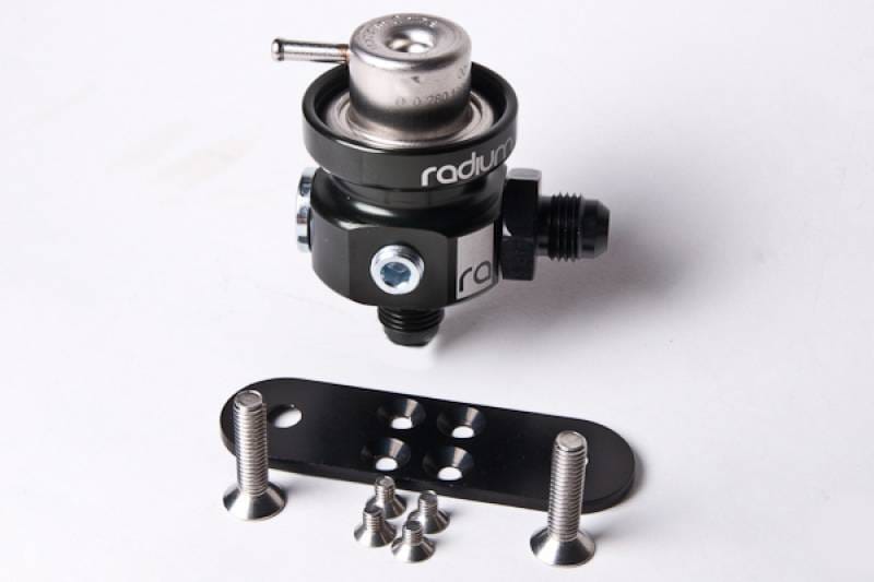 RADIUM Engineering 20-0010-00 Radium Engineering Fuel Pressure Regulator W/ 3 Bar Bosch Reg