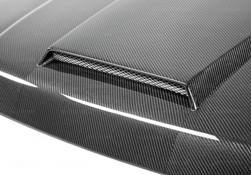 Seibon Carbon HD0512LRRRS-TM Seibon 05-12 Range Rover Sport TM-Style Carbon Fiber Hood thumbnail 3