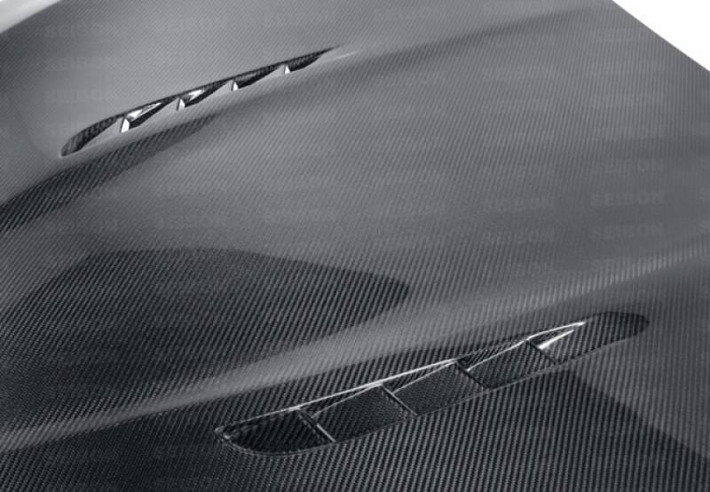 Seibon Carbon HD1012BMWF10-BT Seibon 10-13 BMW 5 Series and M5 Series (F10) BT-Style Carbon Fiber Hood thumbnail 3