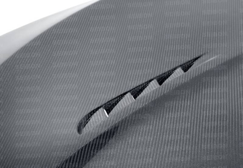 Seibon Carbon HD1012BMWF10-BT Seibon 10-13 BMW 5 Series and M5 Series (F10) BT-Style Carbon Fiber Hood thumbnail 11