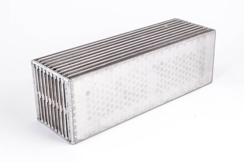 Garrett 717874-6008 Garrett H2O / Air CAC (3.80in x 3.80in x 11.70in) - 750 HP thumbnail 4