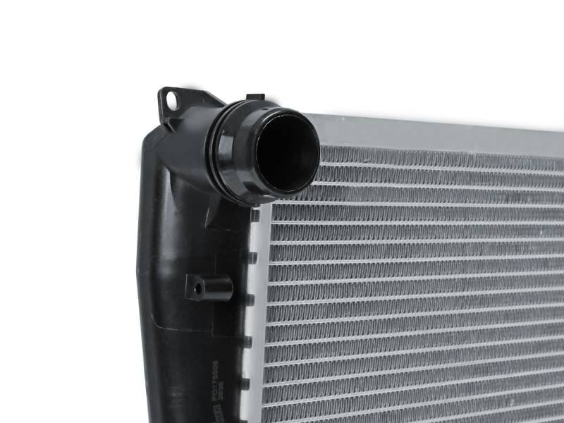 aFe 46-53241 aFe BladeRunner OER Series Radiator 01-06 BMW 3-Series (E46) 01-06/ Z4 (E85/86) 03-08 thumbnail 3