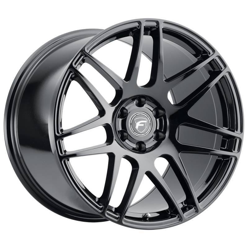 Forgestar F15188521P35 Forgestar F14 18x8.5 / 5x120 BP / ET35 / 6.1in BS Gloss Black Wheel