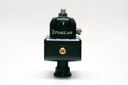 Fuelab 55503-1 Fuelab 555 Carb Adjustable FPR Blocking 10-25 PSI (1) -8AN In (2) -8AN Out - Black