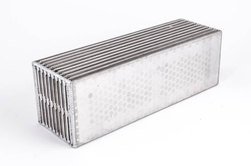 Garrett 717874-6008 Garrett H2O / Air CAC (3.80in x 3.80in x 11.70in) - 750 HP thumbnail 3