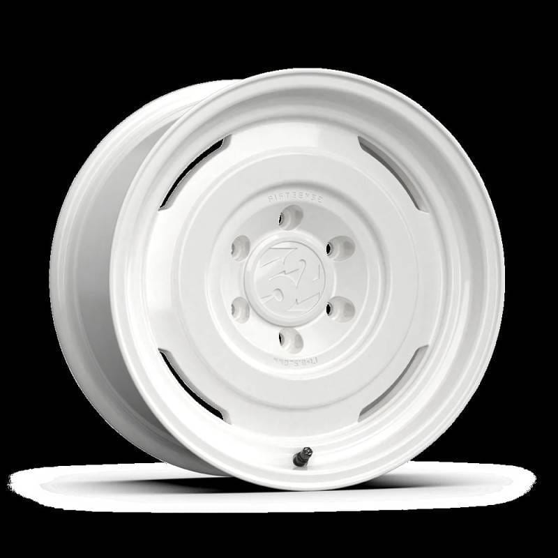 fifteen52 AHDCW-78069+25 fifteen52 Analog HD 17x8.0 6x139.7 25mm ET 106.2mm Center Bore Classic White Wheel