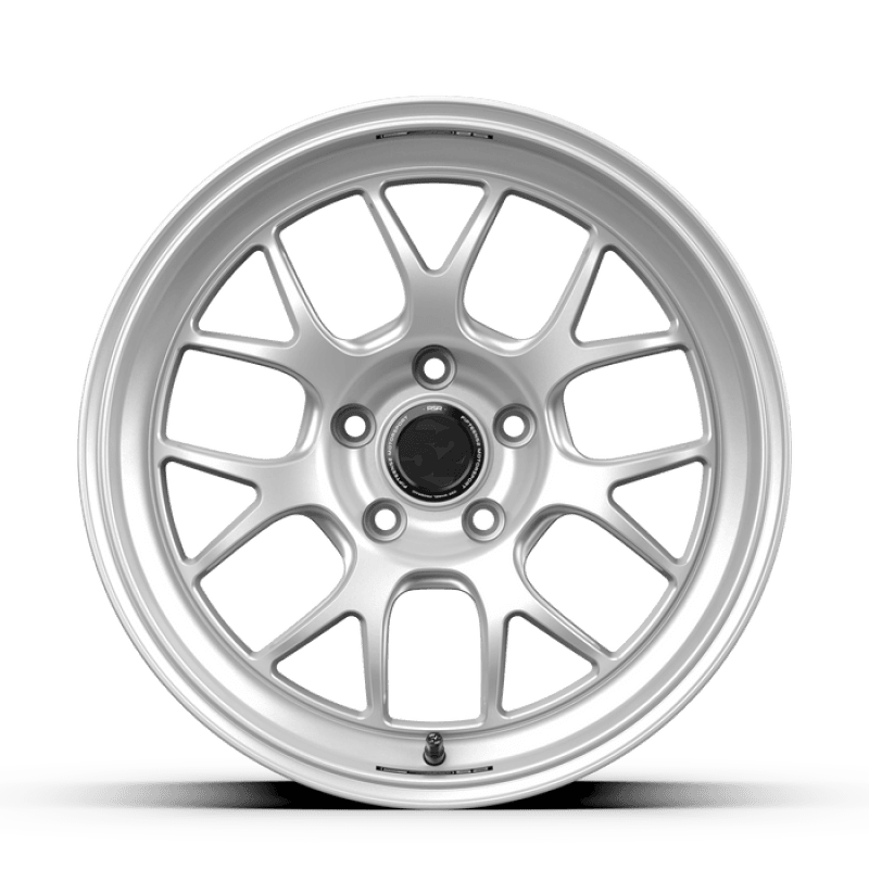 fifteen52 RSARS-80552+25 fifteen52 Apex RSR 18x10.5 5x120 25mm ET 72.56mm Center Bore Radiant Silver thumbnail 2