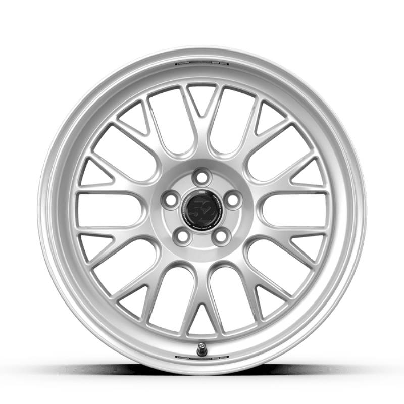 fifteen52 RSHRS-89050+42 fifteen52 Holeshot RSR 18x9 5x100 42mm ET 73.1mm Center Bore Radiant Silver thumbnail 2