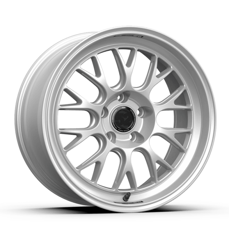 fifteen52 RSHRS-89552+22 fifteen52 Holeshot RSR 18x9.5 5x120 22mm ET 72.56mm Center Bore Radiant Silver