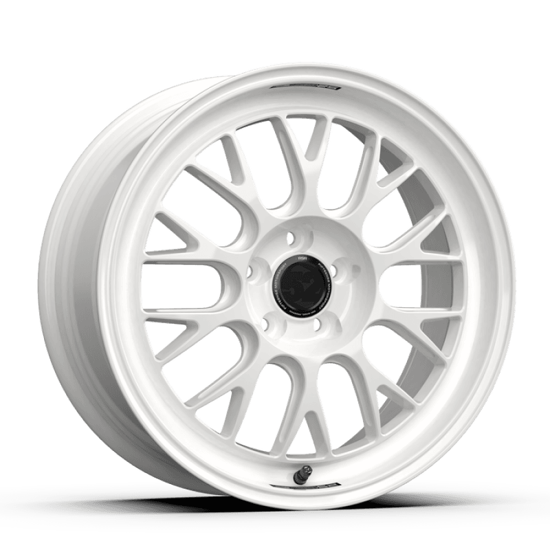 fifteen52 RSHRW-88558+42 fifteen52 Holeshot RSR 18x8.5 5x108 42mm ET 63.4mm Center Bore Rally White