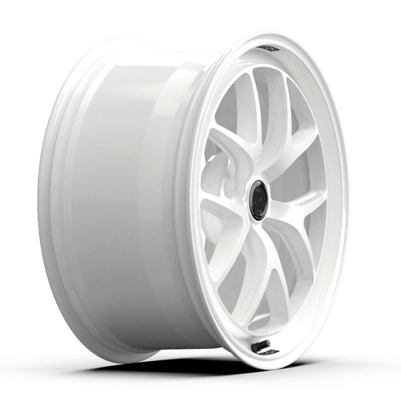 fifteen52 RSSRW-99554+38 fifteen52 Sector RSR 19x9.5 5x114.3 38mm ET 73.1mm Center Bore Rally White thumbnail 3