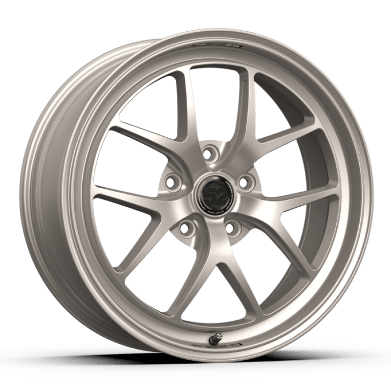 fifteen52 RSSWG-98553+50 fifteen52 Sector RSR 19x8.5 5x130 50mm ET 71.6mm Center Bore White Gold