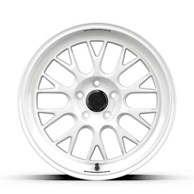 fifteen52 RSHRW-89554+38 fifteen52 Holeshot RSR 18x9.5 5x114.3 38mm ET 73.1mm Center Bore Rally White thumbnail 2