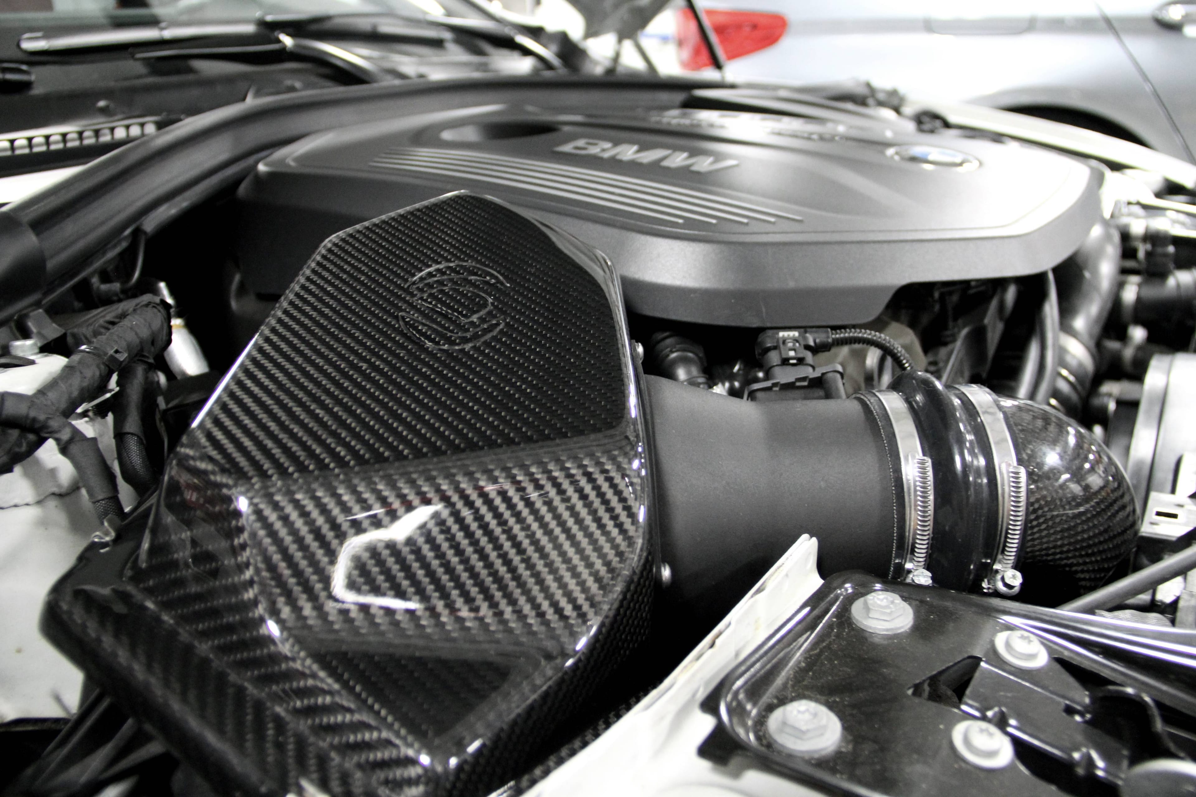 GFBV D760-0046 Dinan Closed Cold Air Intake - 2016-2021 BMW M240i/340i/440i - Fits select 2016-2021 BMW models thumbnail 4