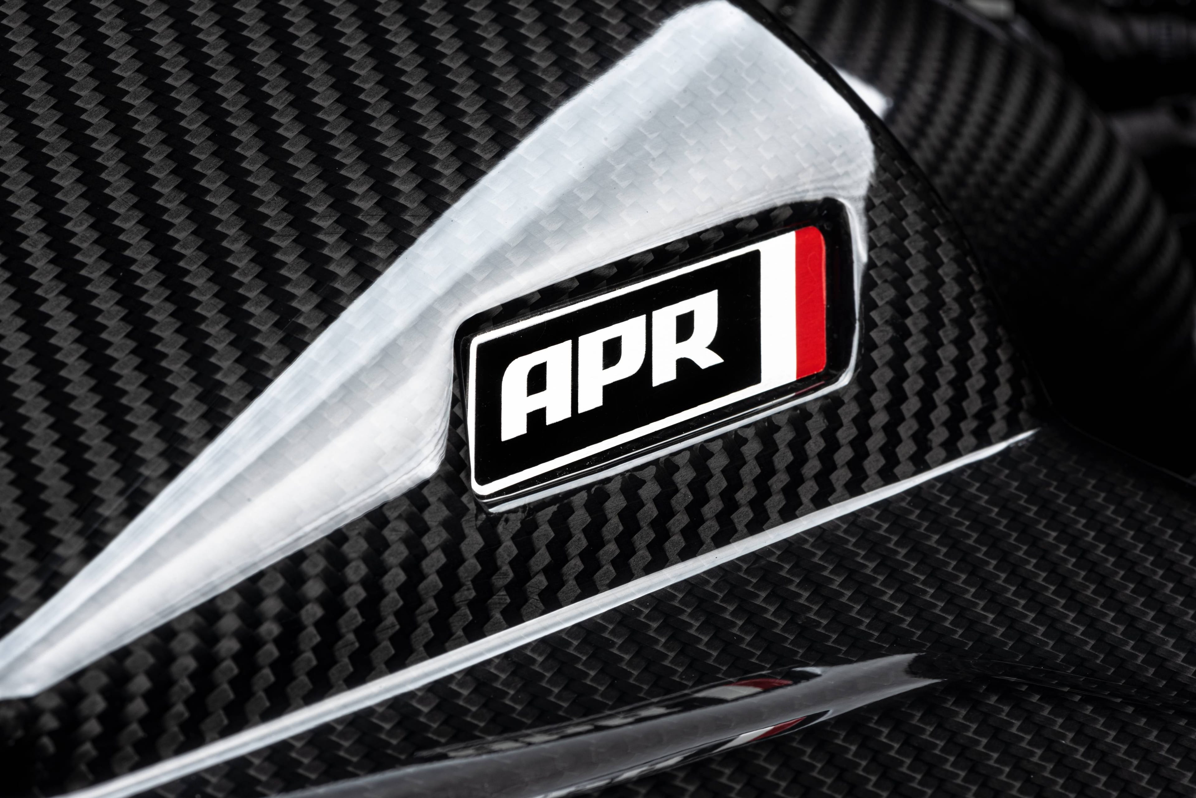 HJQF CI100036 APR Carbon Fiber Intake - 2.0T A4/A5 (B9) - Fits select 2017-2025 Audi models thumbnail 14