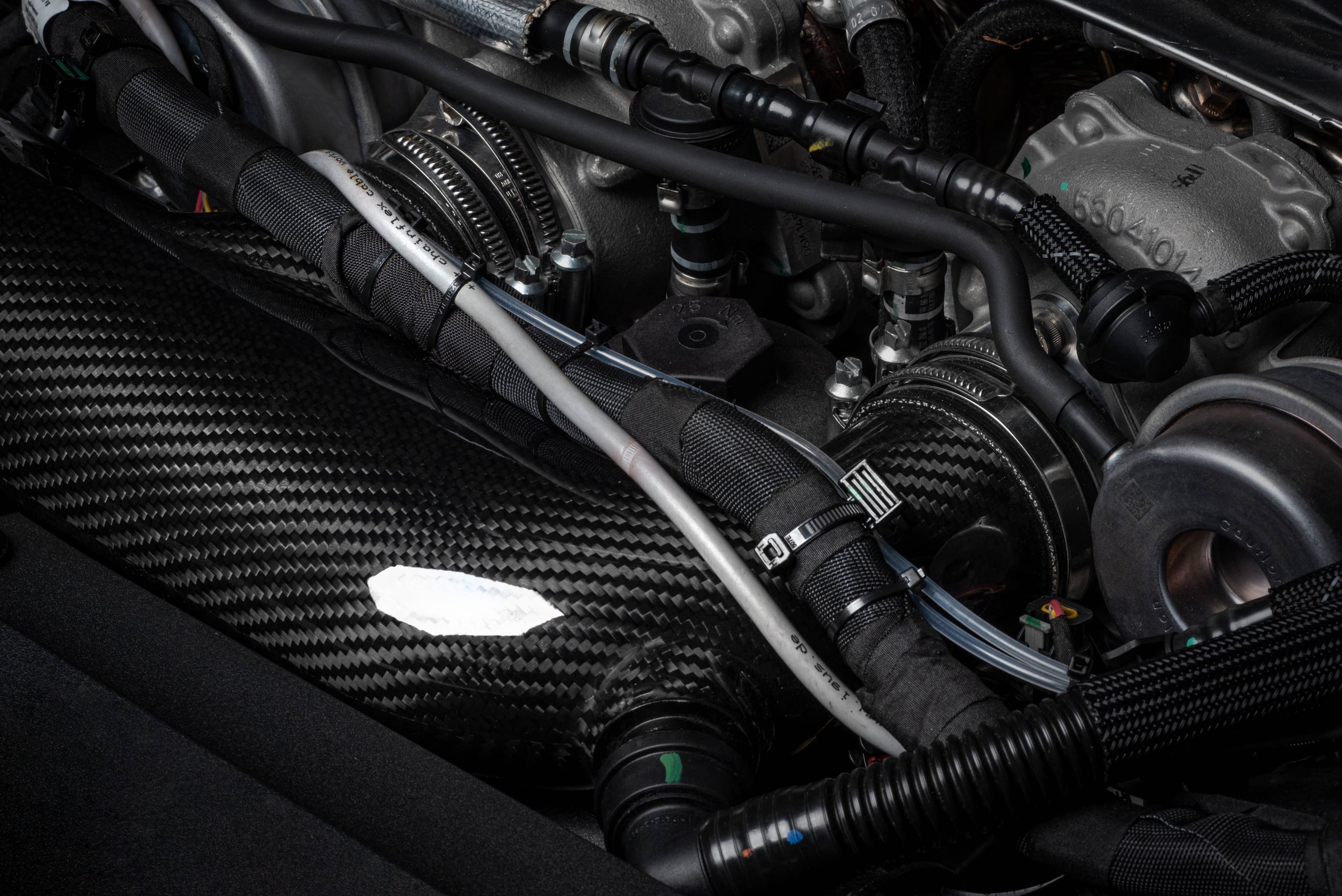 HJQF CI100045 APR Carbon Fiber Intake - C8 2.9T - Fits 2020-2025 Audi S6, S7 Sportback thumbnail 28