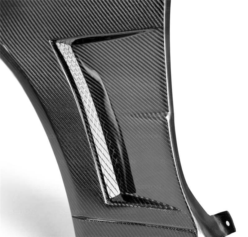 Seibon Carbon FF9901NSR34-NSW Seibon 99-01 Nissan Skyline R34 NSW-Style Carbon Fiber (Gloss Finish) Fenders (Pair) thumbnail 8