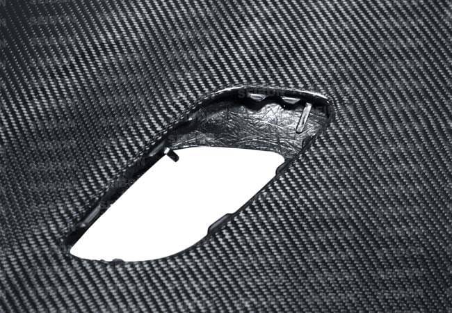Seibon Carbon HD0812BMWE90M3-OE Seibon 08-12 BMW E90 M3 4dr OEM Style Carbon Fiber Hood thumbnail 6