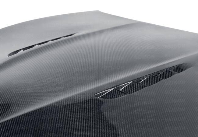Seibon Carbon HD1012BMWF10-BT Seibon 10-13 BMW 5 Series and M5 Series (F10) BT-Style Carbon Fiber Hood thumbnail 19