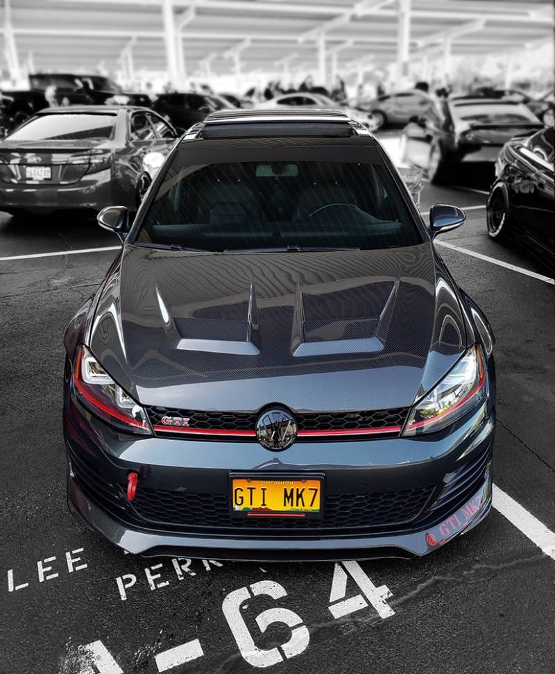 Seibon Carbon HD12VWG7-DV Seibon 15-20 Volkswagen Golf MK7 DV-Style Carbon Fiber Hood thumbnail 4