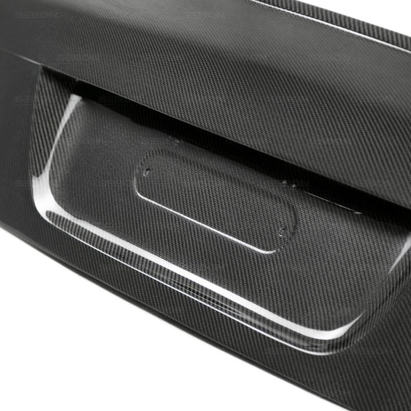 Seibon Carbon TL9703BMWE39-C Seibon 97-03 BMW 5 Series (E39) CSL-Style Carbon Fiber Trunk/Hatch thumbnail 13
