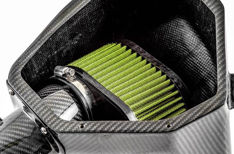 AWE Tuning 2660-13038 AWE Tuning BMW F8x M3/M4 S-FLO Carbon Intake thumbnail 12