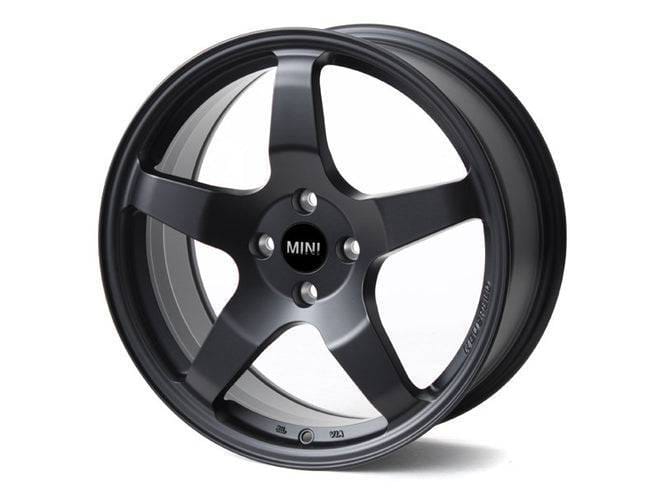 NM Eng. RSe05 17x7.5 +45 4x100 Light Weight Wheel for R-Chassis MINI - Black Satin